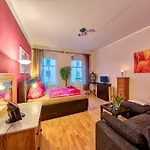 Residenz Bis 6 Gaeste , Bis 4 Gaeste, Elbflorenz Bis 2 Gaeste * ドレスデン