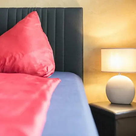 Residenz Bis 6 Gaeste , Bis 4 Gaeste, Elbflorenz Bis 2 Gaeste 公寓