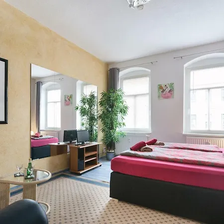 Residenz Bis 6 Gaeste , Bis 4 Gaeste, Elbflorenz Bis 2 Gaeste Appartement
