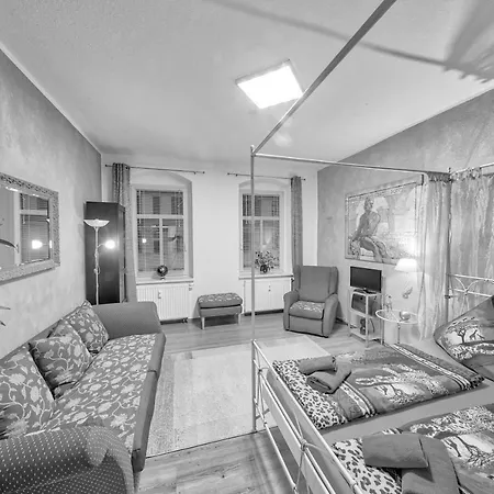 Residenz Bis 6 Gaeste , Bis 4 Gaeste, Elbflorenz Bis 2 Gaeste 德累斯顿