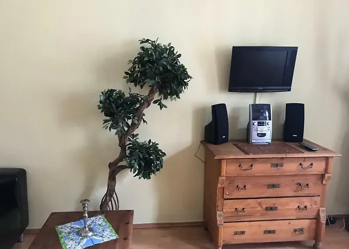 Residenz Bis 6 Gaeste , Bis 4 Gaeste, Elbflorenz Bis 2 Gaeste *